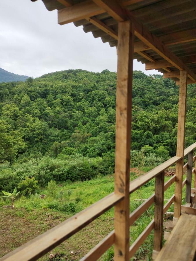 Bangalo Dos Aracas - Sitio Vo Haack Villa กรามาโด ภายนอก รูปภาพ